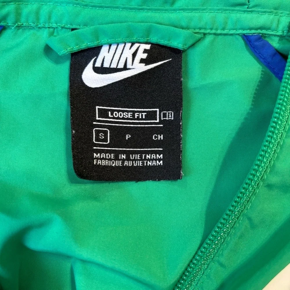 Nike‎ Kids Green and Blue Windbreaker. Size S